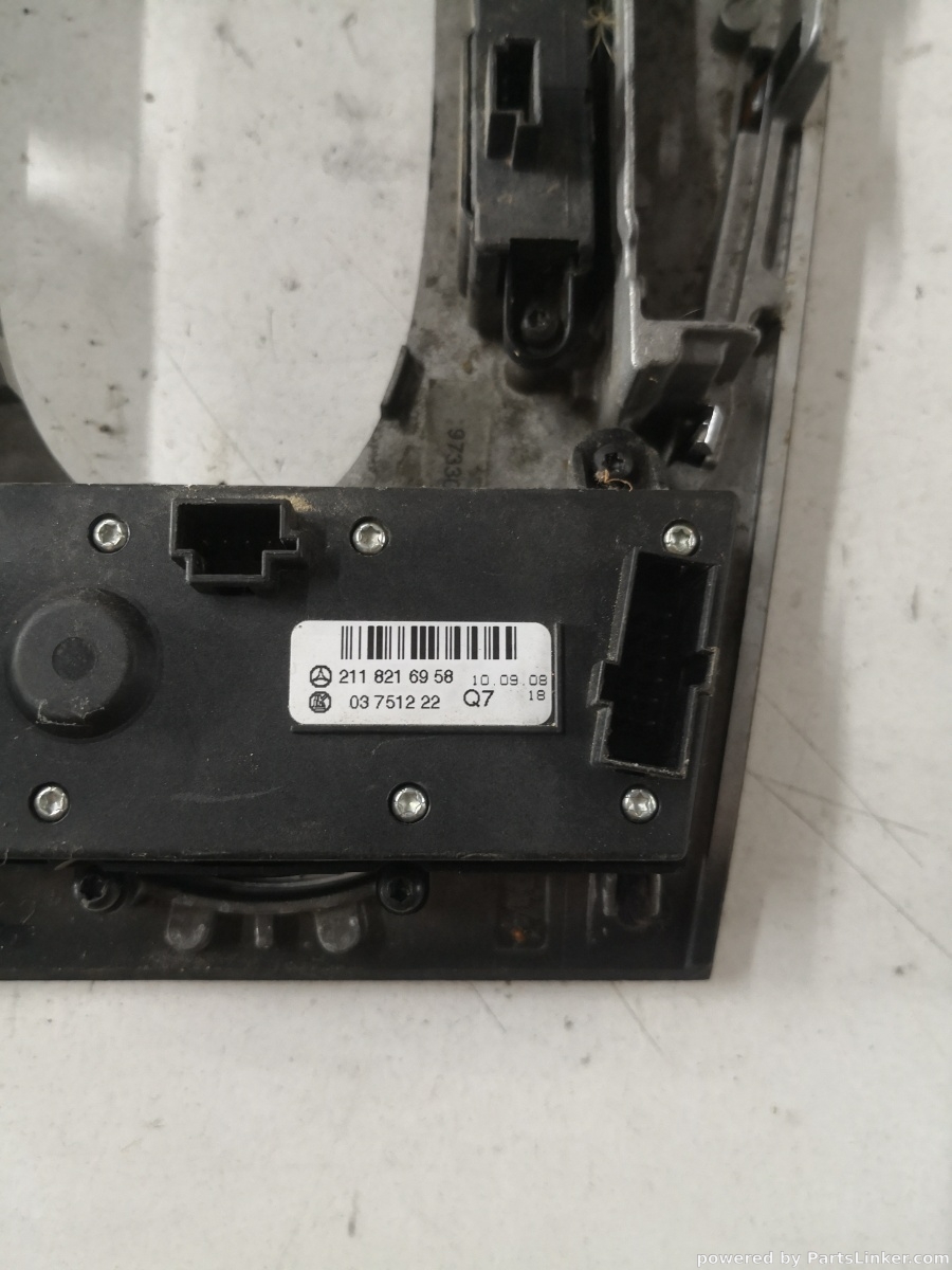 Consola centrala schimbator viteze MERCEDES-BENZ E-CLASS (W211) [ 2002 - 2009 ] OEM 2118216958 – foto 2