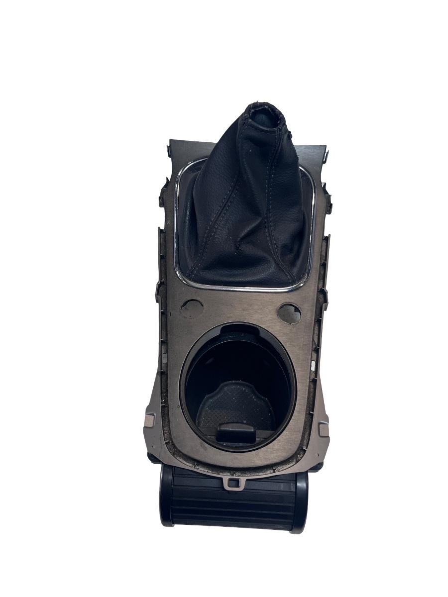 Consola centrala TOYOTA AVENSIS Saloon _T27_ 2008 -> 58805-05070