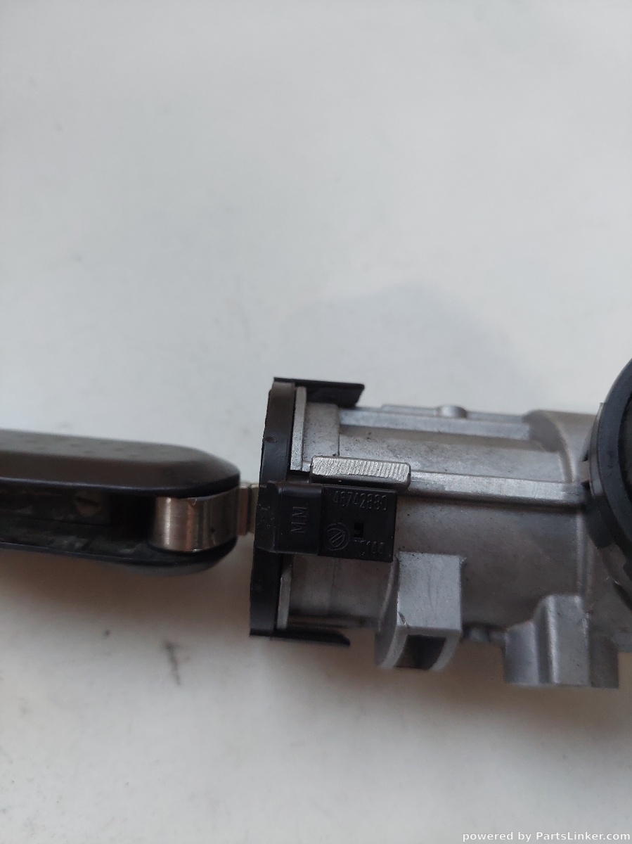 Contact cu cheie ALFA ROMEO GT (937_) [ 2003 - 2010 ] OEM 46742880 – foto 2