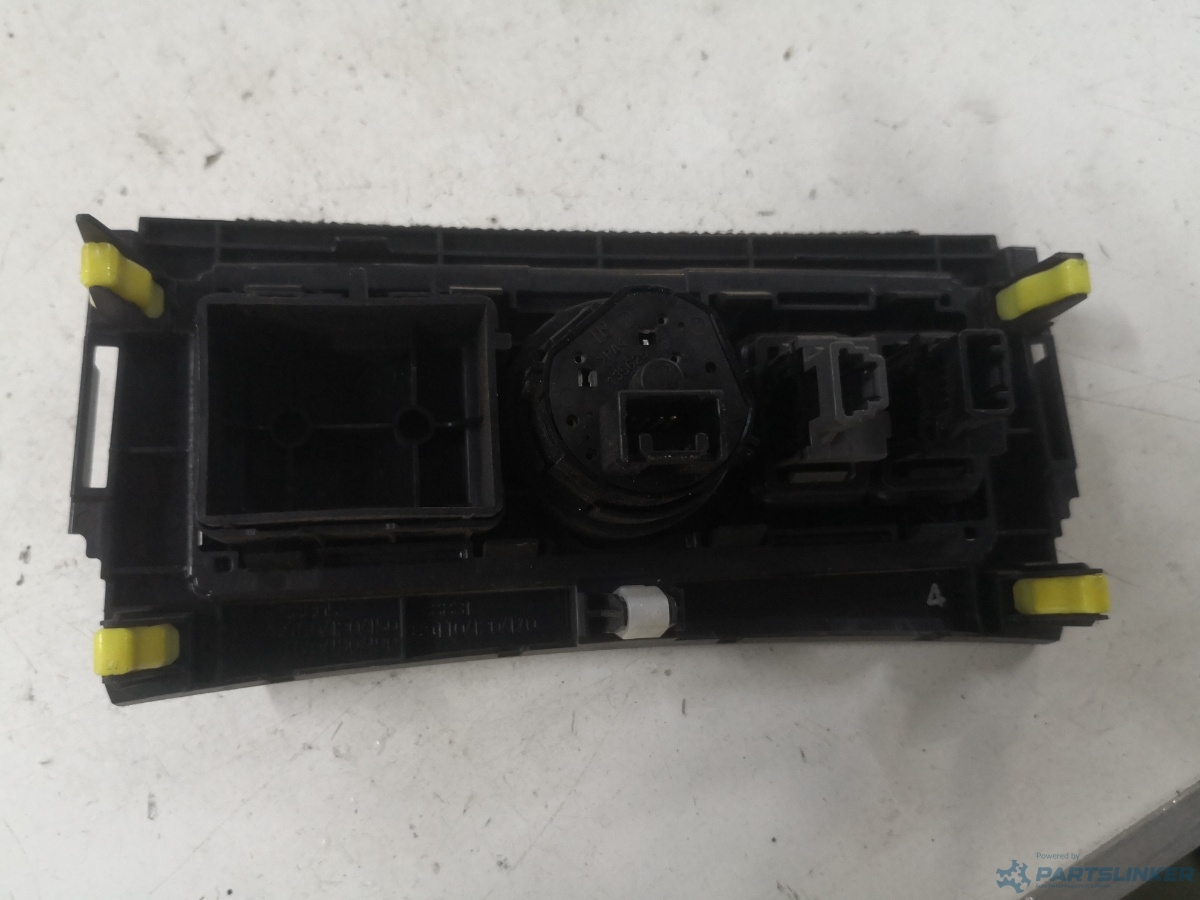 Control tractiune TOYOTA LAND CRUISER 150 (TRJ15_, KDJ15_, GRJ15_, GDJ15_) [ 2009  OEM 5553960150 – foto 2