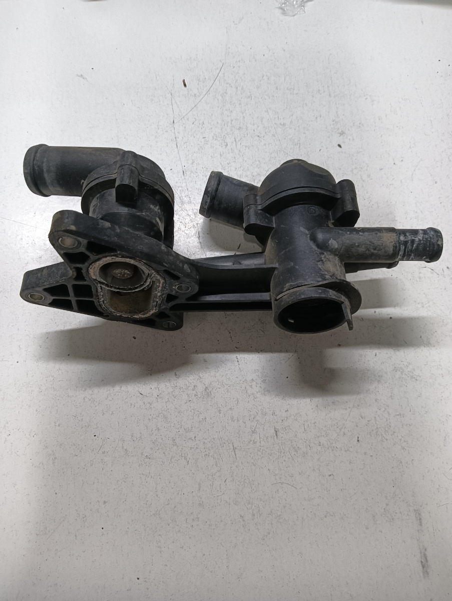 Corp termostat  VOLKSWAGEN GOLF VI 5K1 2008 - 2013 1.4 1.4 CGGA – foto 2