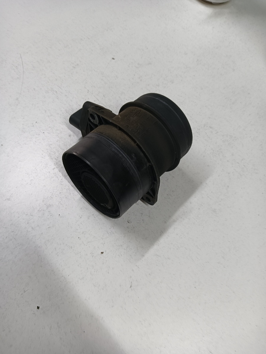 Debitmetru aer  AUDI A4 III 8EC, B7 2004 - 2008 2.0 TDI 16V BLB, BRE 0281002461 – foto 2