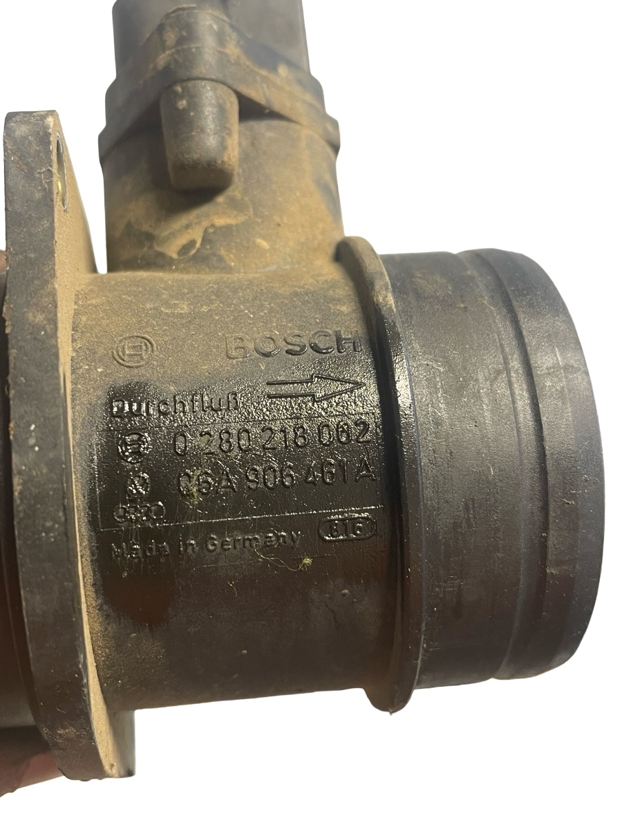Debitmetru VOLKSWAGEN BORA 1J2 1998 - 2013 2.0 AQY 06A906461A – foto 2