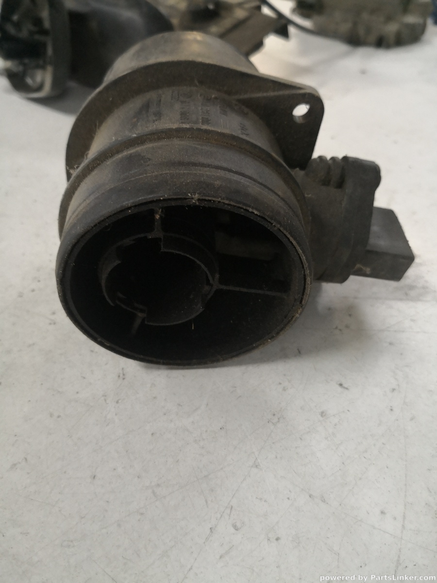 Debitmetru VOLKSWAGEN GOLF V (1K1) [ 2003 - 2009 ] TDI (BMN) 125KW|170HP OEM 0281002461 – foto 2
