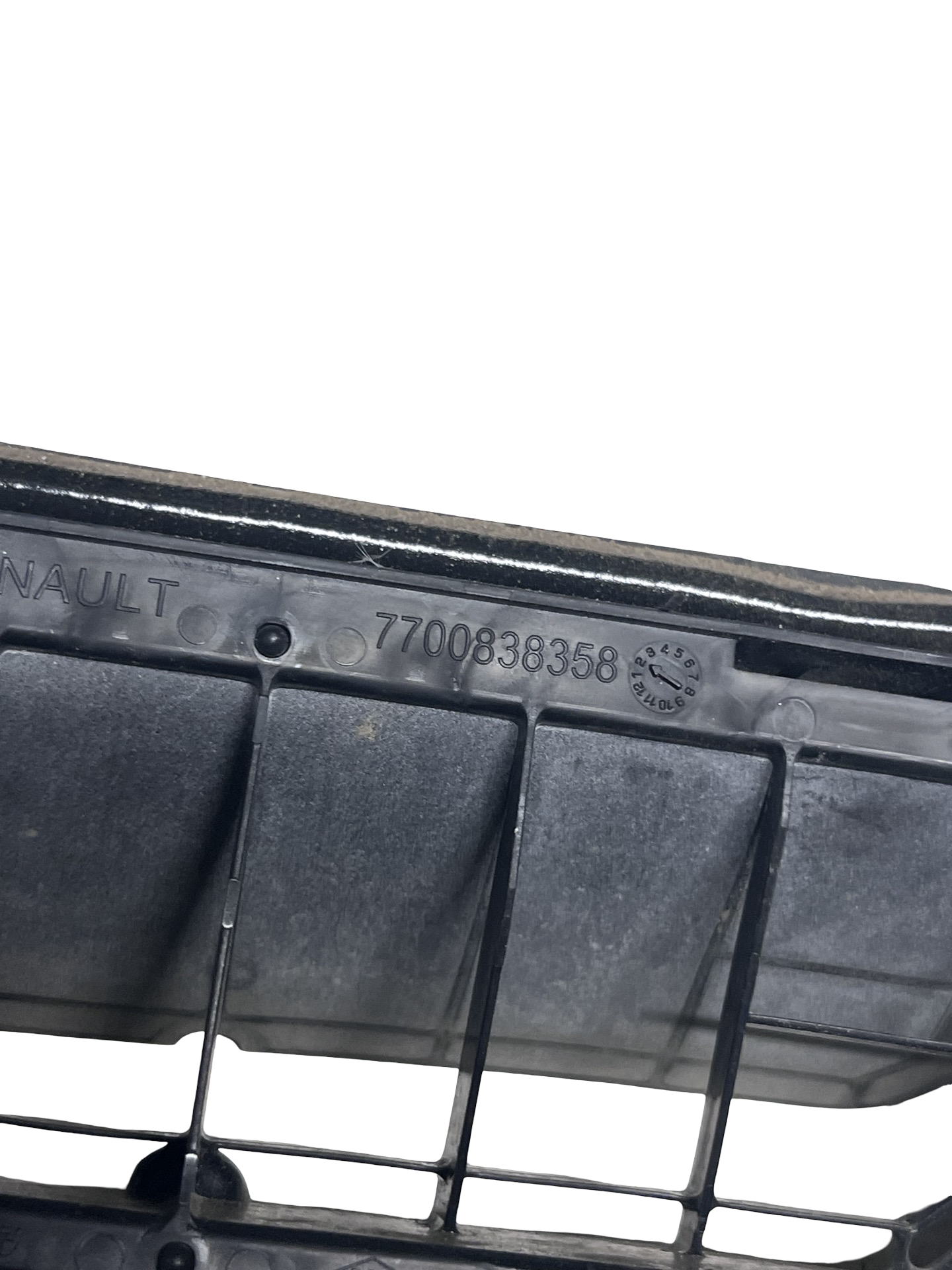 Deflector Aer stânga spate Dacia Logan 2025 - cod: 7700838358 – foto 2
