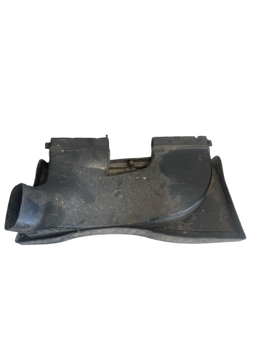 Difuzor captare aer BMW X1 I E84 2009 - 2015 2.0 sDrive 20 d N47 D20 C – foto 3