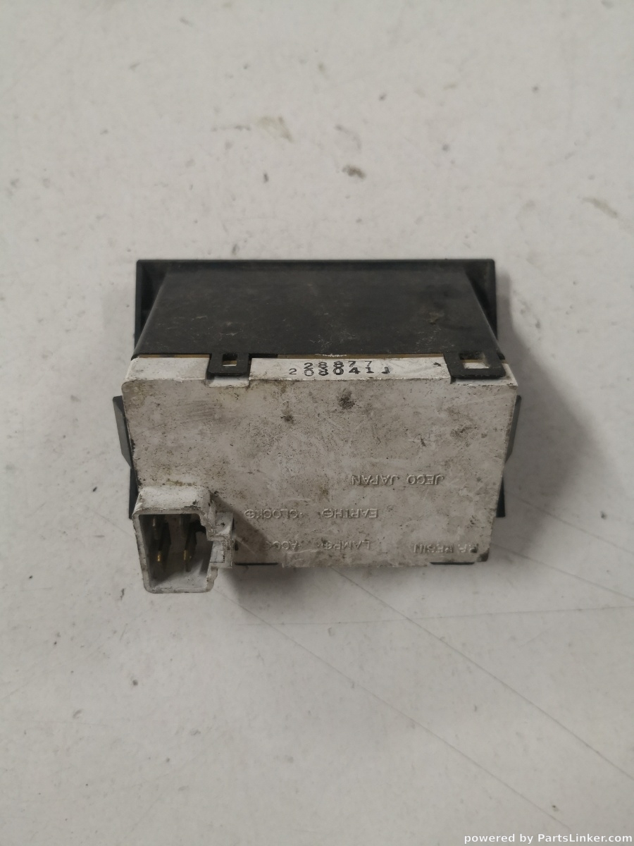 Display MITSUBISHI PAJERO II (V3_W, V2_W, V4_W) [ 1990 - 2001 ] OEM 208041 – foto 2