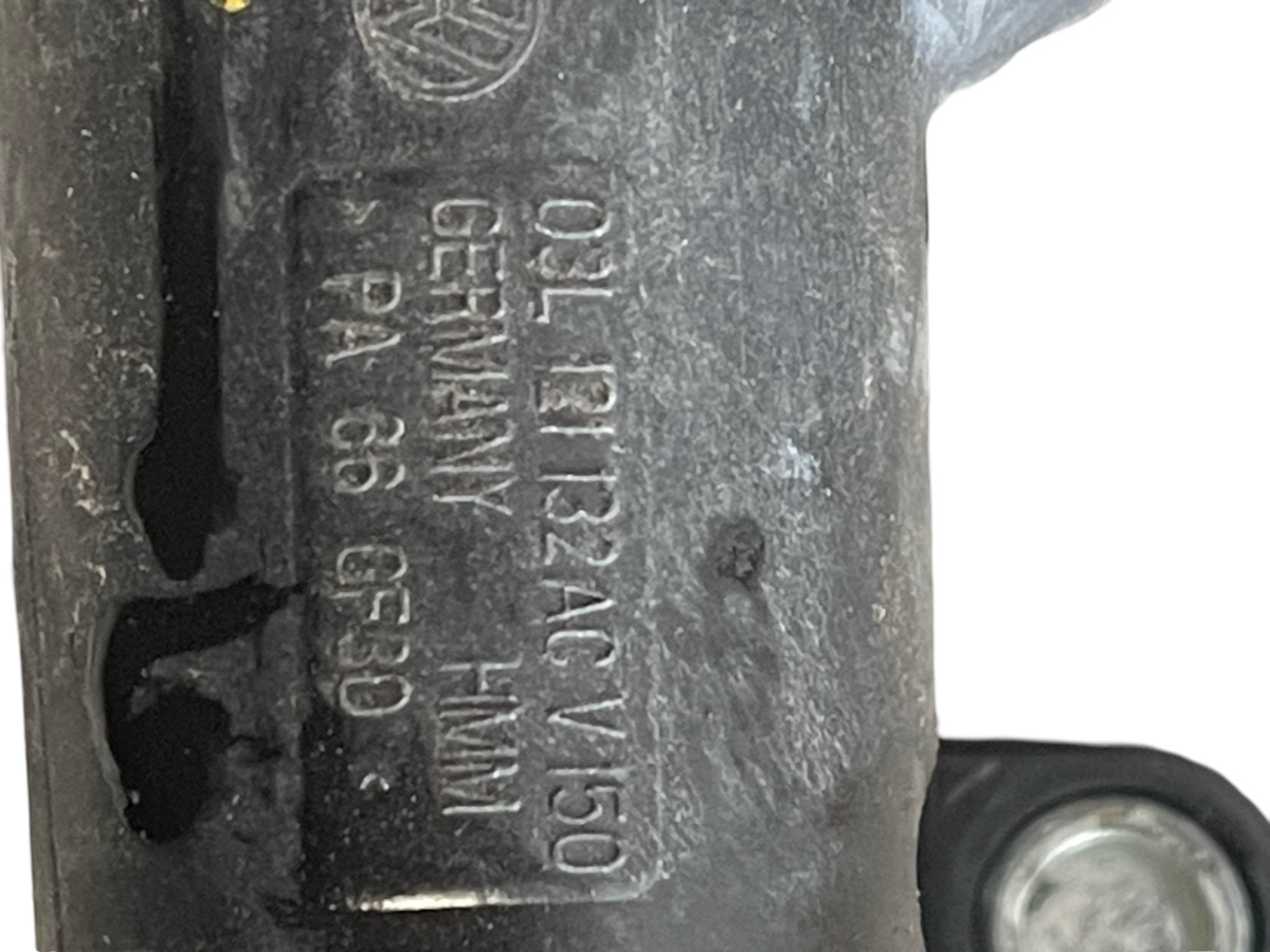 Distribuitor apa + conducta AUDI A6/S6 IV Saloon 4G2, C7, 4GC 2010 - 2018 03L121132AC / 4G0121081AK – foto 3
