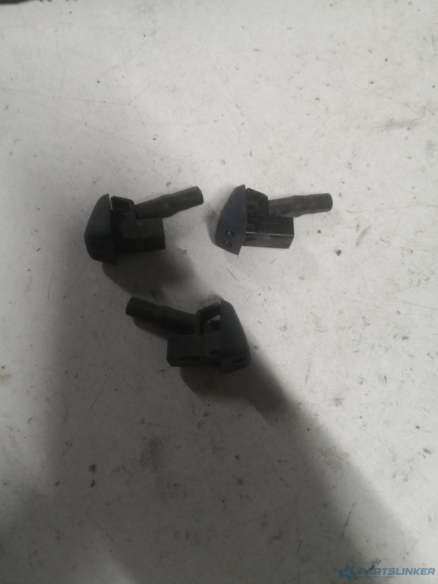 Diuze spalator  VOLVO V40 (525) [ 2013 - 2015 ] – foto 2