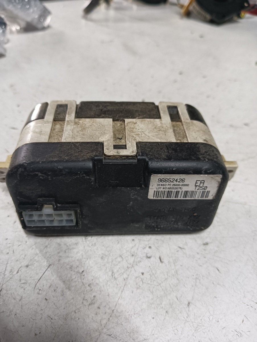 Ecran afisaj ceas CHEVROLET AVEO Saloon T250, T255 2005 - > 96652426 – foto 2
