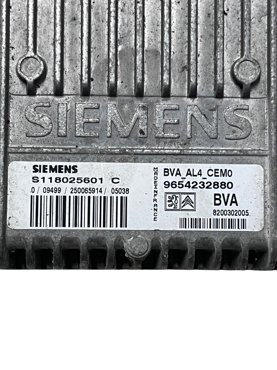 ECU Calculator motor PEUGEOT 307 3A/C 2000 -> S118025601C – foto 3