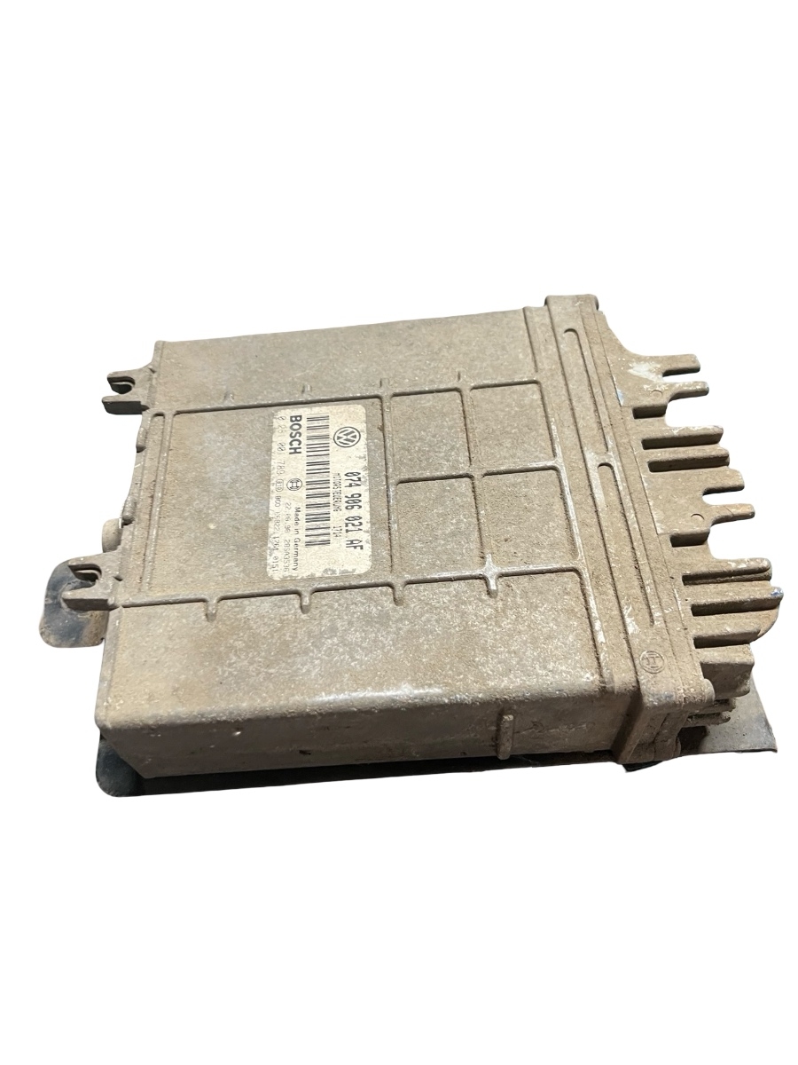 ECU modul/unitate de control motor VOLKSWAGEN LT 28-46 II Box 2DA, 2DD, 2DH 1996 - 2006 074906021AF