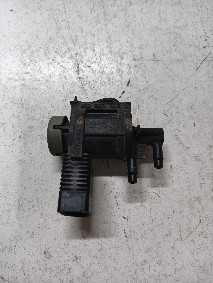 Electrovalva turbina AUDI A4 IV 8K2, B8 2007 - 2015 TDI CJCD, CMFB, CSUA, AUDI A5/S5 Convertible 8F7 2009 - 2017 2.0 TDI CAHA VAG 1k0906283a – foto 2