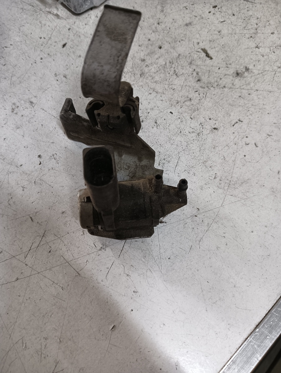 Electrovalva  VOLKSWAGEN TOURAN (1T3) [ 2010 - 2015 ] TDI (CFHF, CLCA) 81KW|110HP OEM 1k0906283a – foto 2