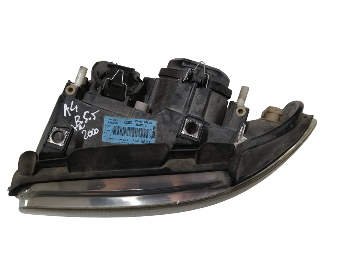 Far AUDI A4 Saloon 8D2, B5 1994 - 2001 8d0941003ak – foto 2
