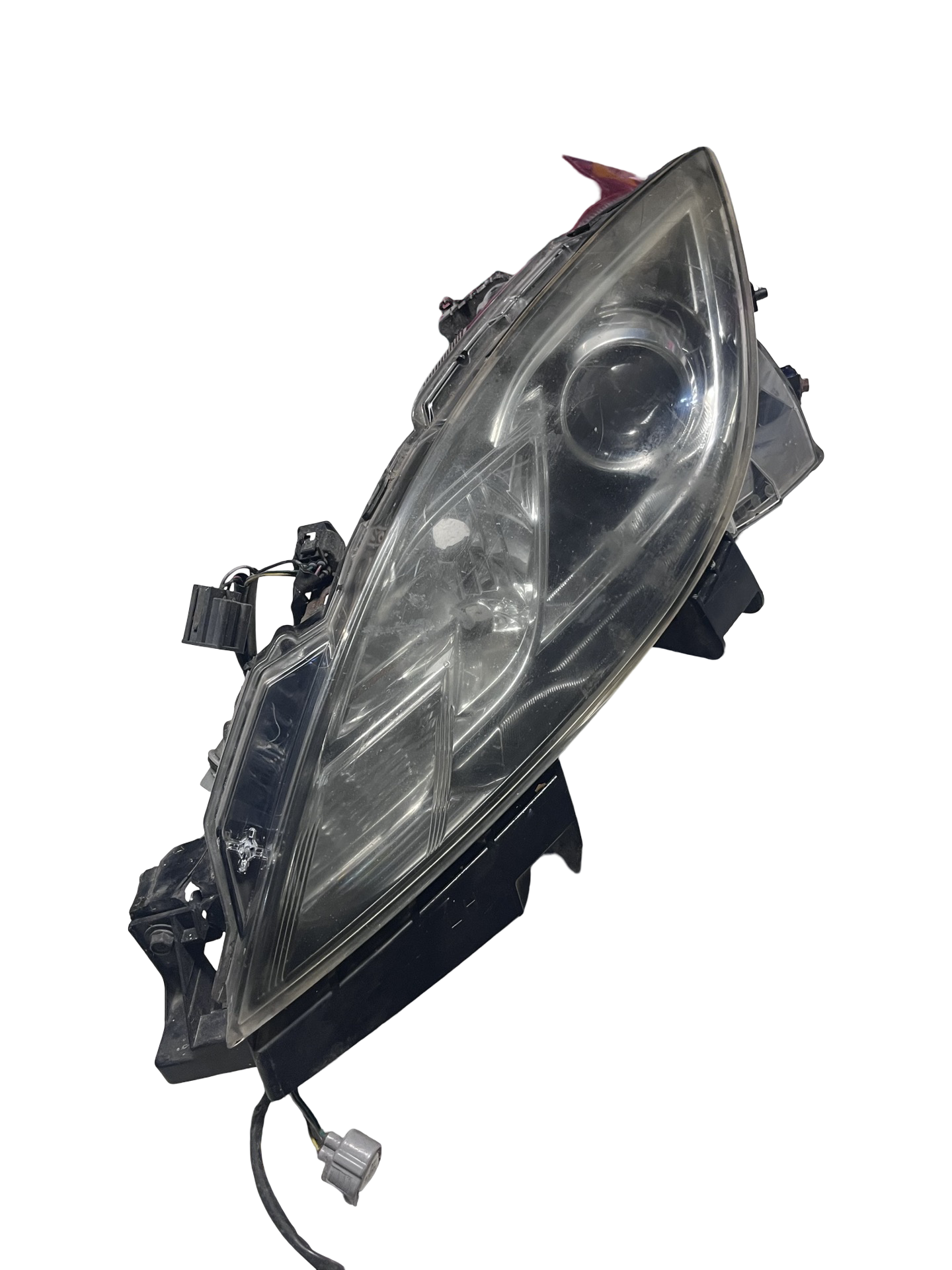 Far cu lupa ( cu defect ) stânga față Mazda 6 2 Combi 2007–2012 - PRINDERI RUPTE !