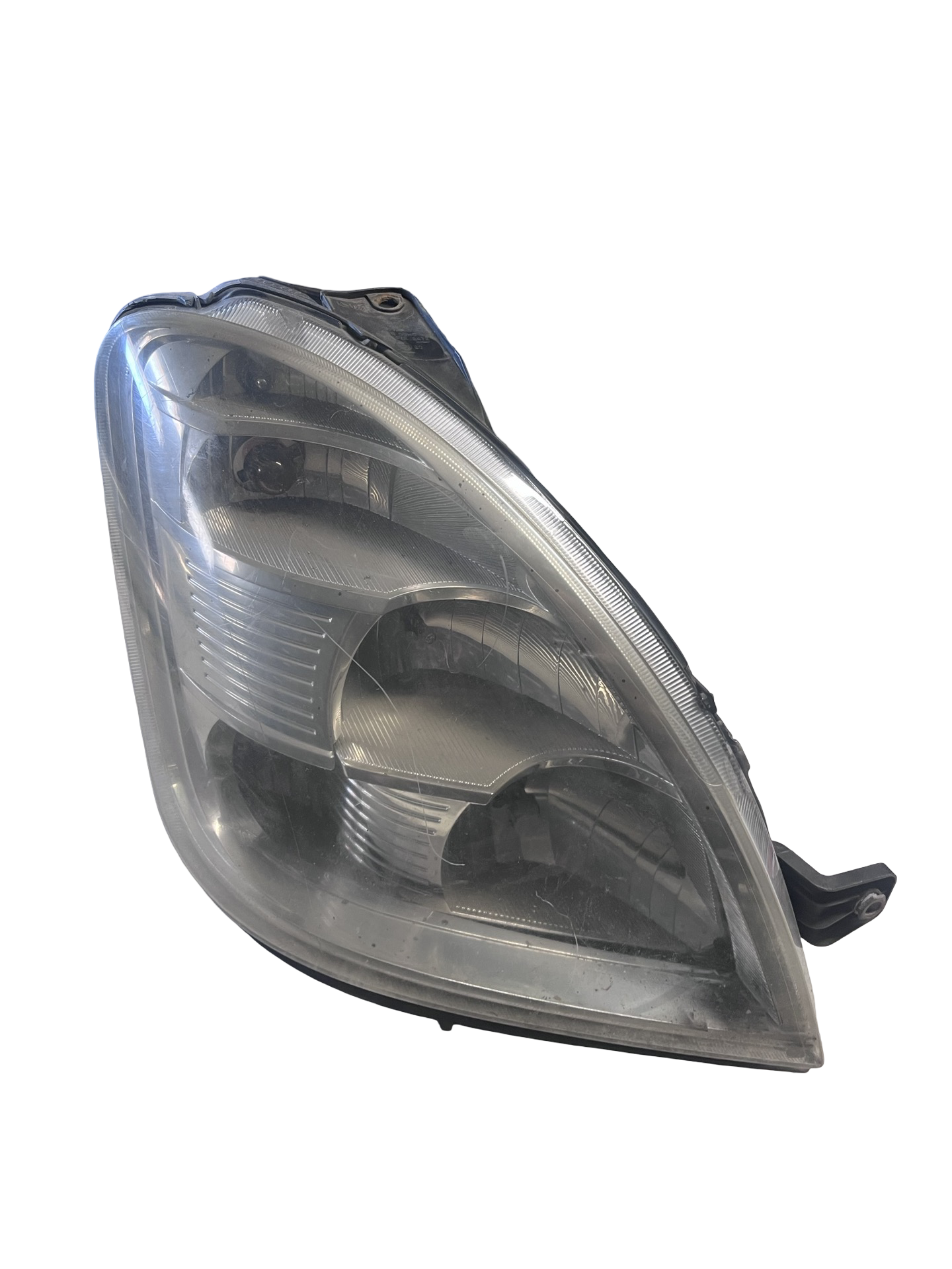 Far dreapta față Iveco Daily IV Van 2006–2011 - cod: 69500010