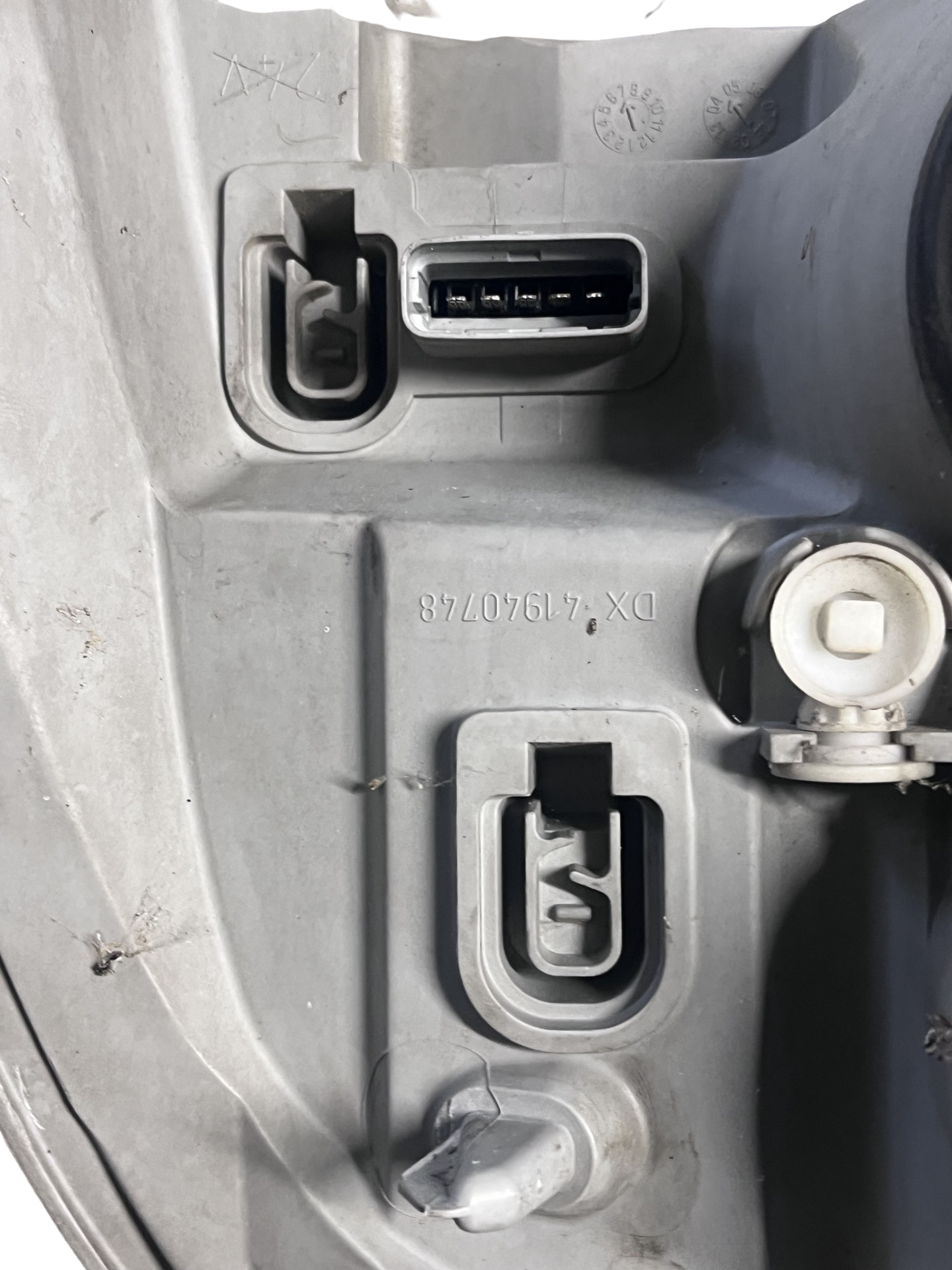 Far dreapta față Renault Master II 1997–2010 - cod: 8200163518 – foto 4