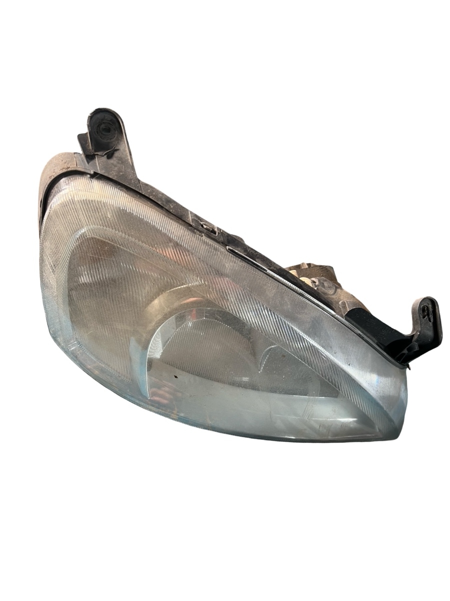 Far dreapta OPEL CORSA C F08, F68, X01 2000 - 2009 – foto 6