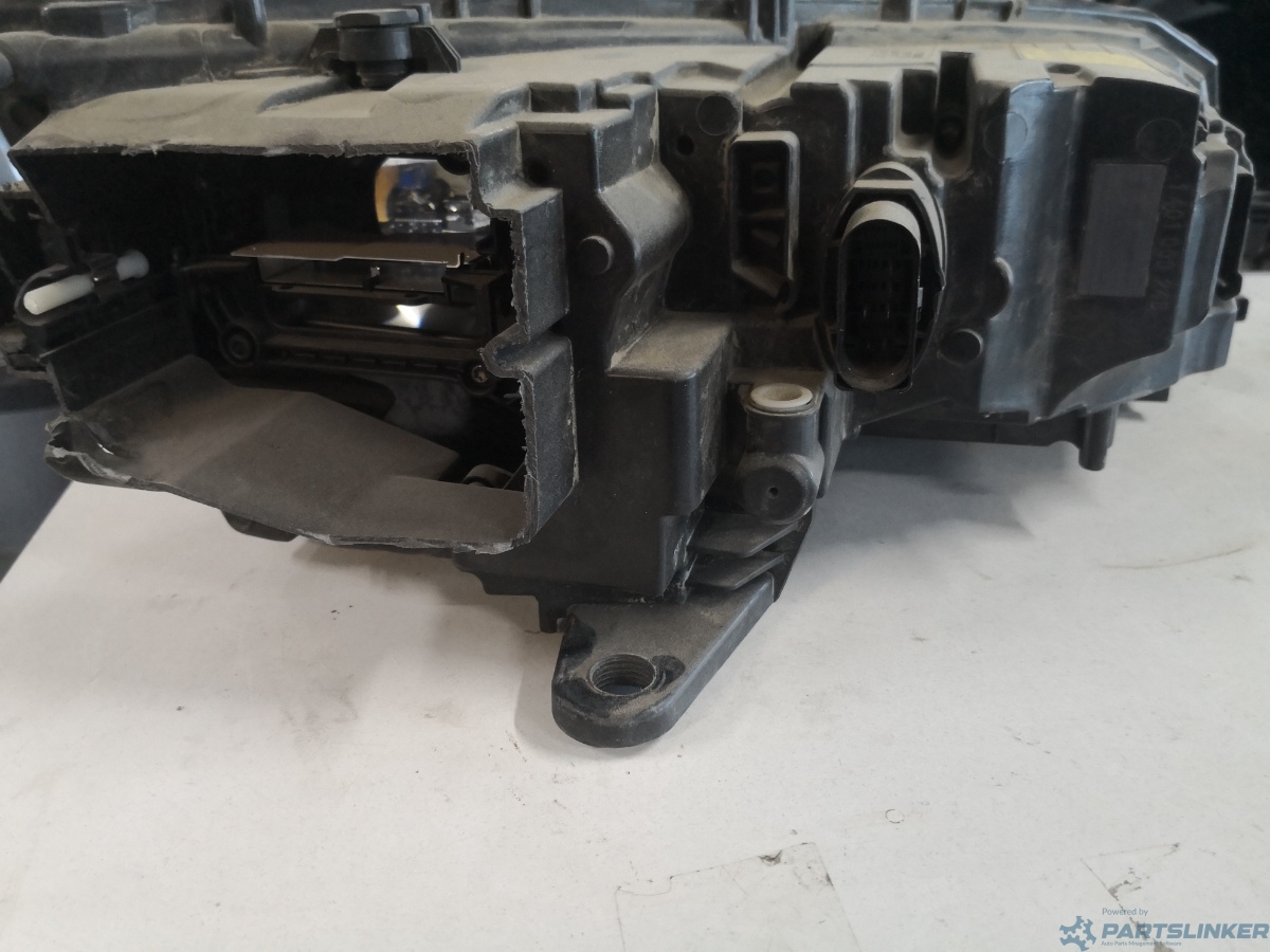 Far led stanga fata Skoda Octavia 3 Hatchback 2013–2019  facelift – foto 2