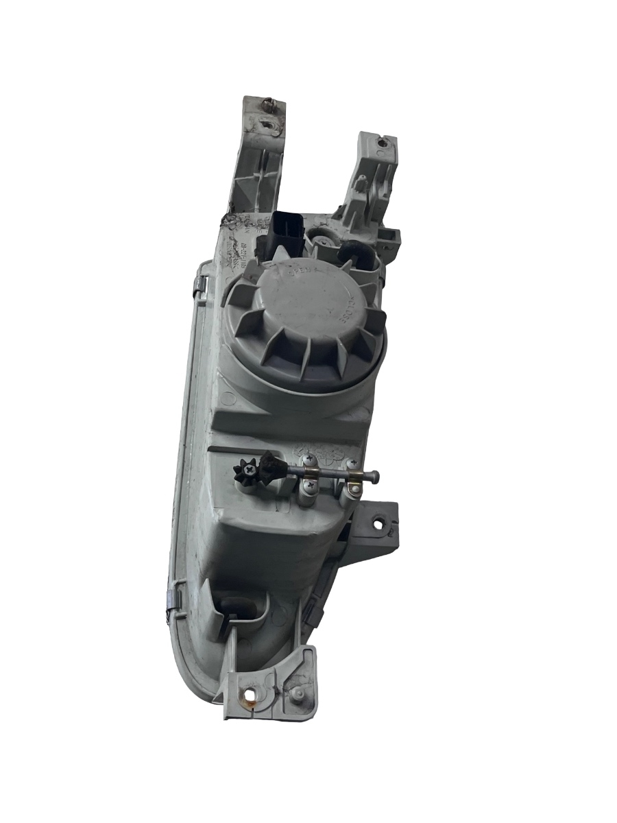 Far stanga fata HYUNDAI ACCENT I X-3 1994 - 2000 08-221-1108 ( o clema fisurata ) – foto 2