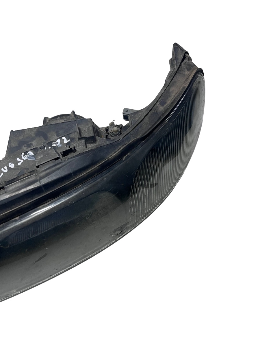 Far stanga VOLVO S60 I 384 2000 - 2010 8693587 (ureche crapata putin , sticla crapata vezi foto ) – foto 7