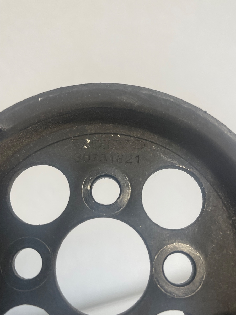 Fulie pompa de apa VOLVO XC60 156 2008 - > 30731821 – foto 2