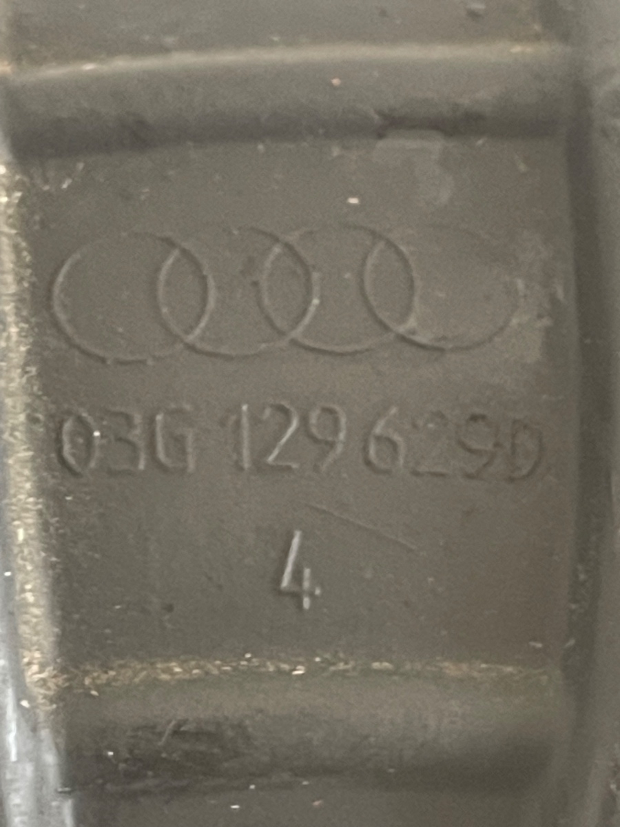 Furtun admisie aer AUDI Q5 8RB 2008 - > 2.0TDI CGL  03G129629D – foto 2