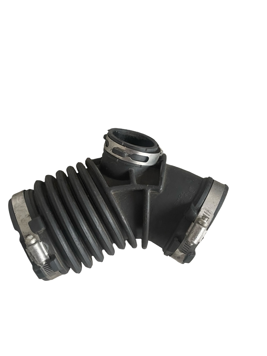 Furtun admisie aer BMW 5 G30, F90 2016 - > 2.0D – foto 2