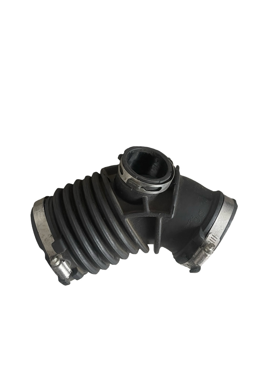 Furtun admisie aer BMW 5 G30, F90 2016 - > 2.0D – foto 3