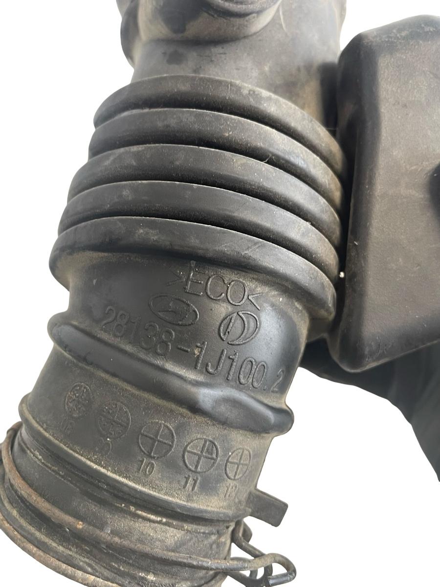 Furtun admisie aer HYUNDAI i20 PB, PBT 2008 -> 1.2i 28138-1J100 – foto 2