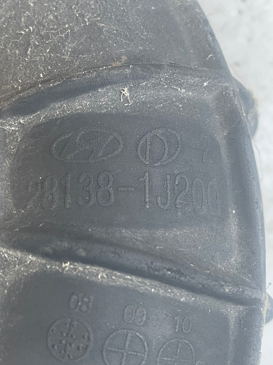Furtun admisie aer HYUNDAI i20 PB, PBT 2008 - > 1.4CRDI 28138-1J200 – foto 2