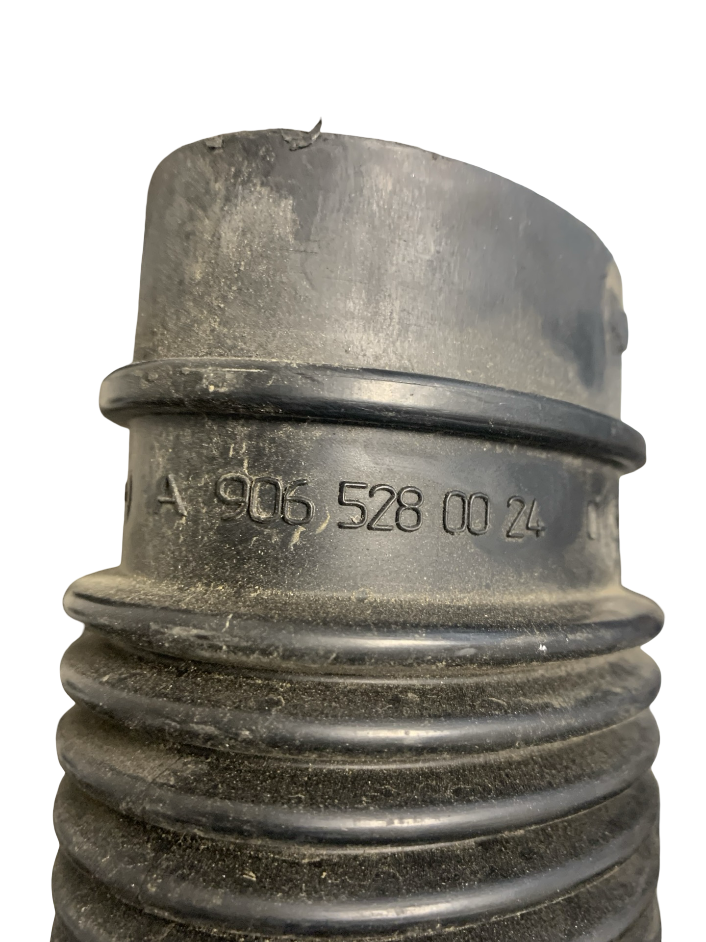 Furtun Admisie Aer Mercedes Sprinter 907 2018–2030 - cod: A9065280024 2.2CDI – foto 2