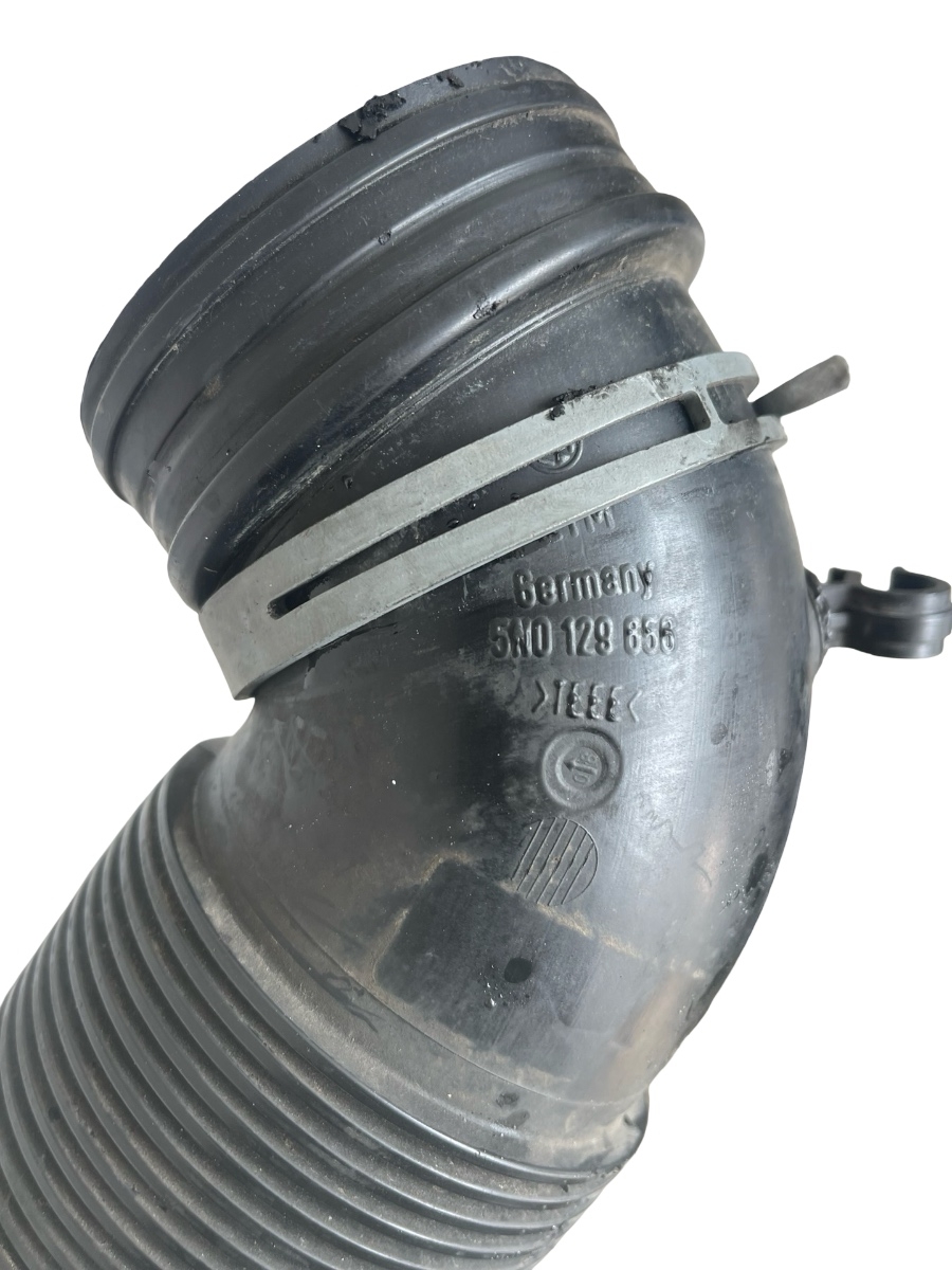Furtun admisie aer VOLKSWAGEN TIGUAN 5N_ 2007 - > 2.0 TDI CBAB, CFFB 5N0129656 – foto 3