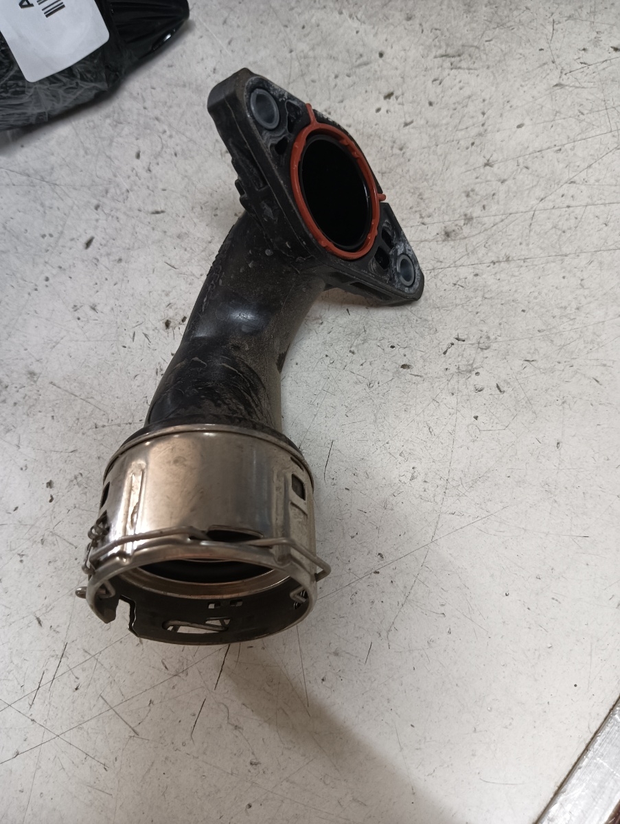 Furtun aer intercooler  FORD FOCUS IV (HN) [ 2018 - > ] EcoBoost (B7DA) 92KW|125HP OEM L1b16f072aa – foto 2