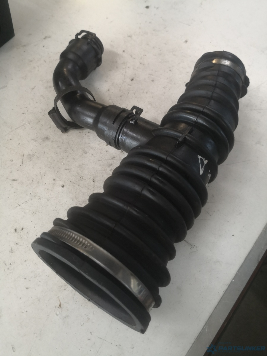 Furtun aer MAZDA 2005> 1.6D – foto 2