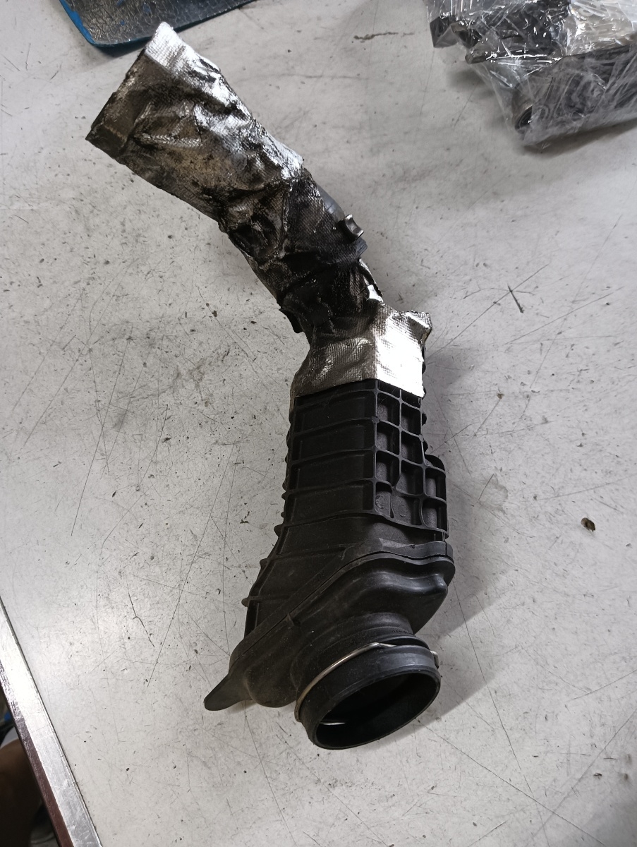 Furtun intercooler turbo AUDI A6/S6 IV Saloon (4G2, C7, 4GC) [ 2010 - 2018 ] TDI (CGLC, CMGB) 130KW|177HP – foto 2