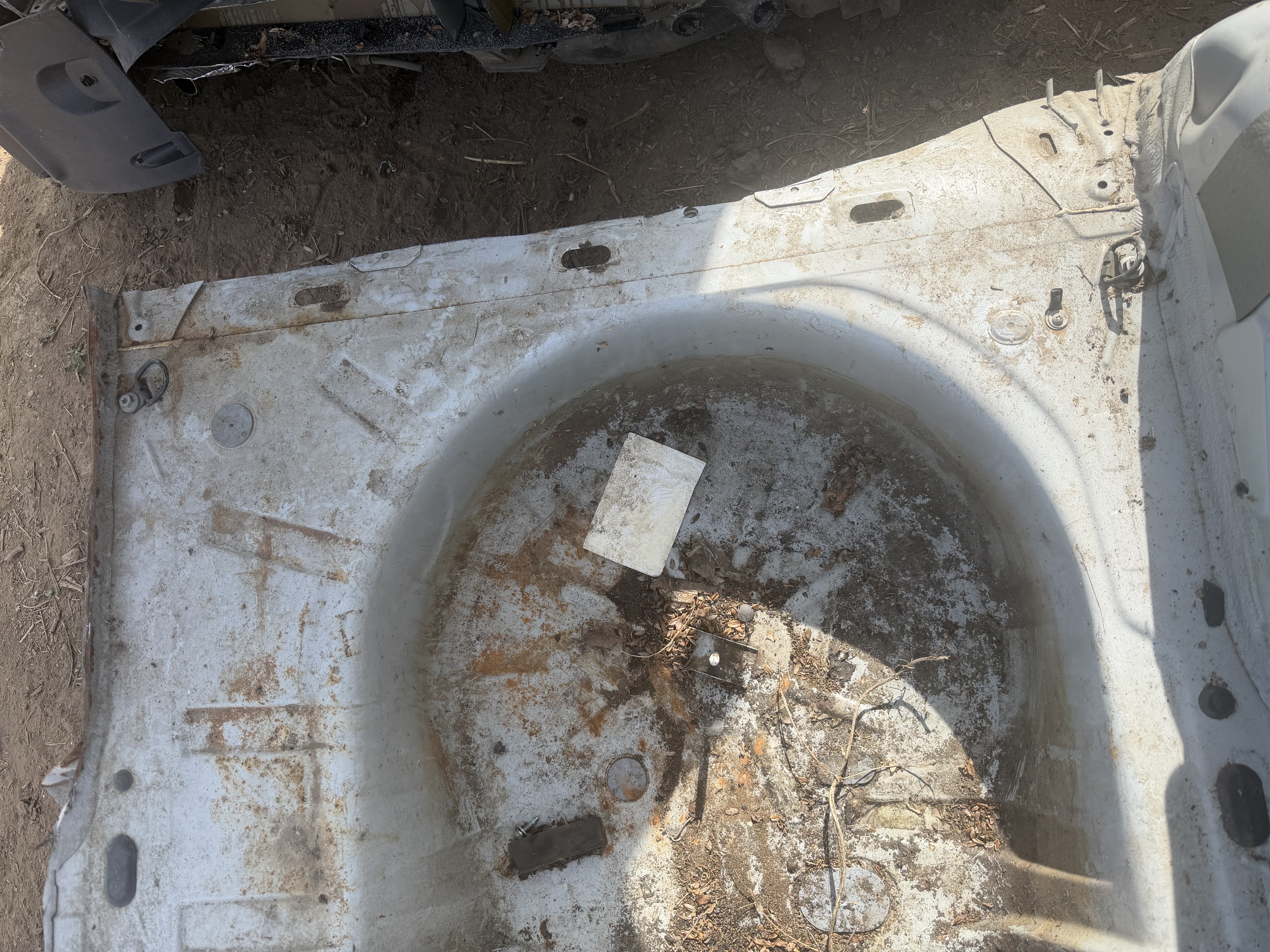 Fusta spate Dacia Logan 2 MCV 2013–2020 – foto 2