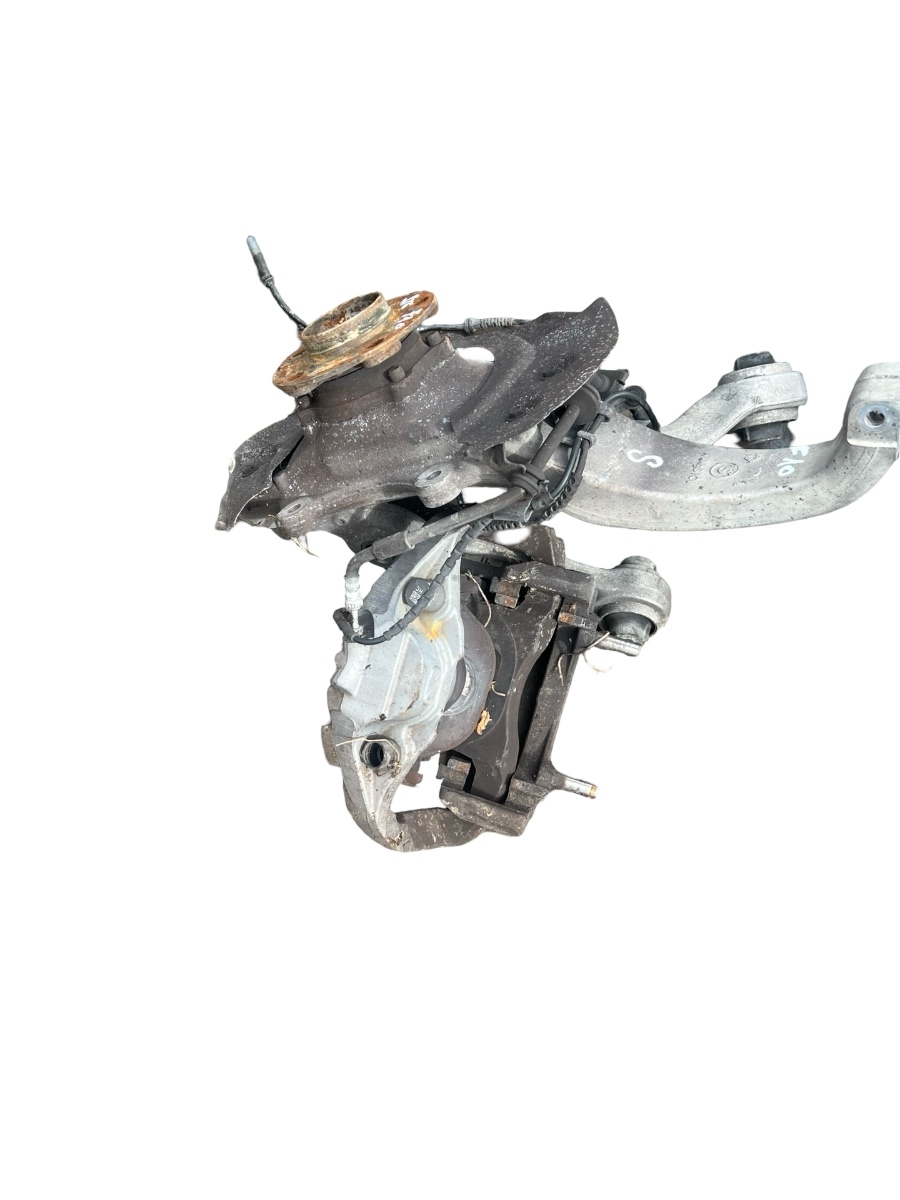 Fuzeta butuc roata fata stanga BMW 5 F10 2009 - 2016