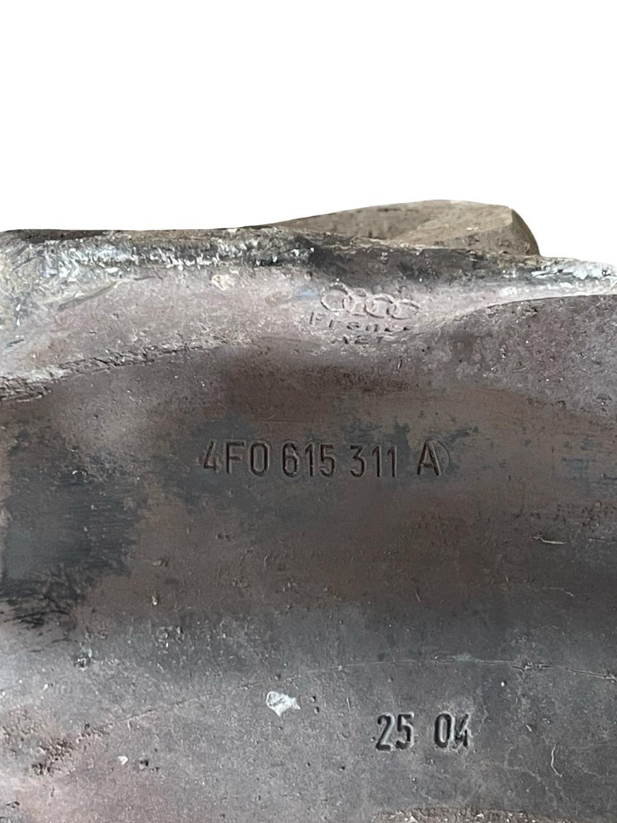 Fuzeta butuc stanga fata AUDI A6/S6 III Saloon 4F2, C6 2004 - 2011 4F0407241C – foto 3