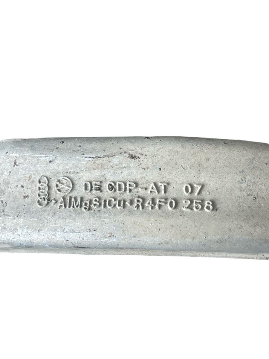 Fuzeta dreapta fata AUDI A6/S6 III Saloon 4F2, C6 2004 - 2011 2.4i 4F0258 – foto 3