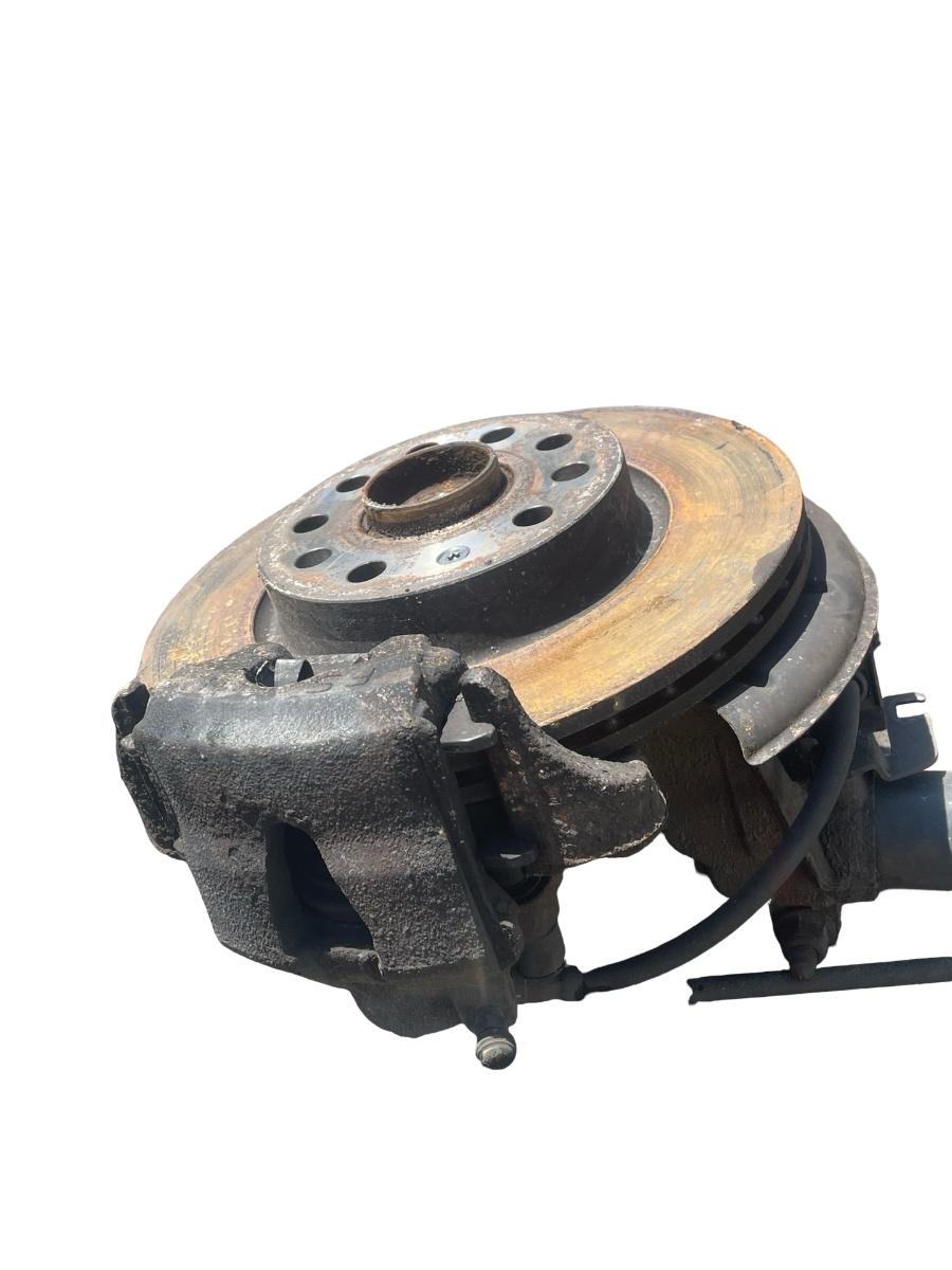 Fuzeta dreapta fata VOLKSWAGEN GOLF VI 5K1 2008 - 2013 1.6 TDI CAY – foto 2