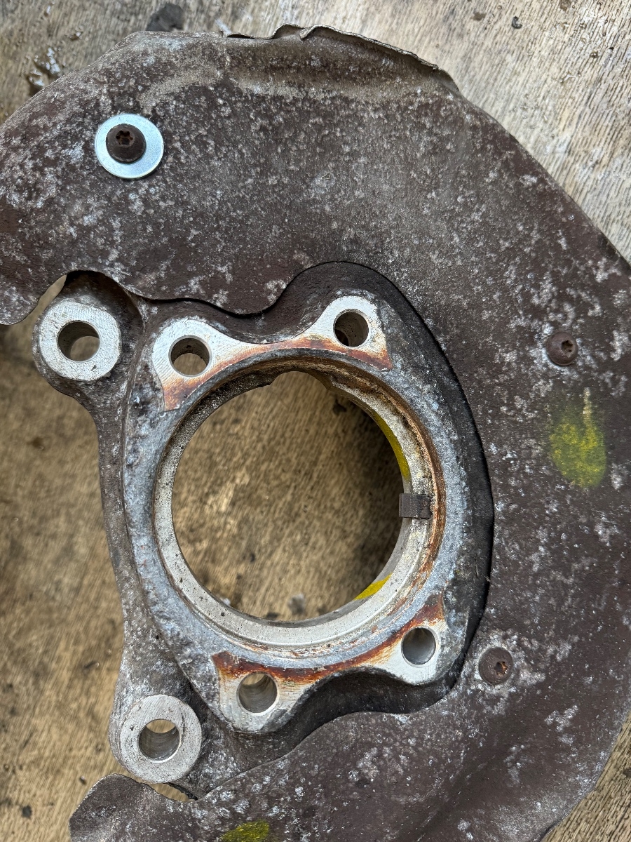 Fuzeta stanga fata AUDI A4 IV 8K2, B8 2007 - 2015 2.0TDI – foto 4