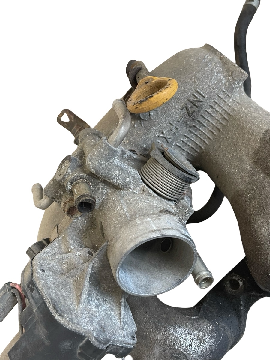 Galerie de admisie+ clapeta de acceleratie TOYOTA PRIUS Hatchback _W2_ 2003 - 2009 1.5 Hybrid 1NZ-FXE – foto 2