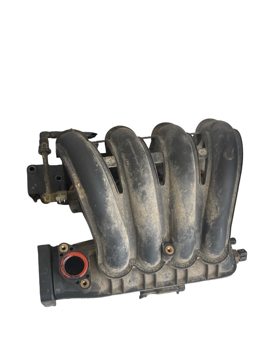 Galerie de admisie + rampa + injectoare CHEVROLET AVEO Hatchback T200 2003 - 2008 1.2 LY4 – foto 3