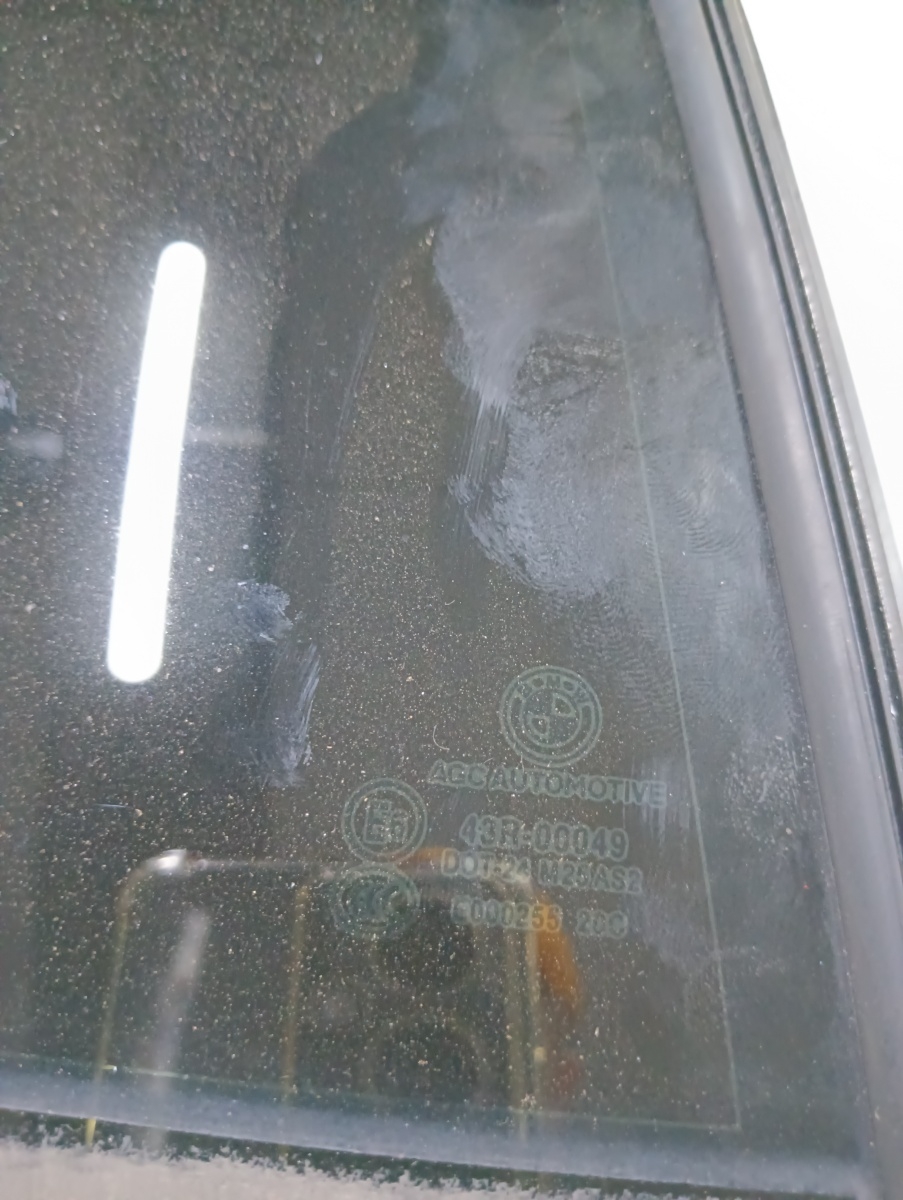 Geam  dreapta spate BMW 5 G30, F90 2016 - > – foto 2