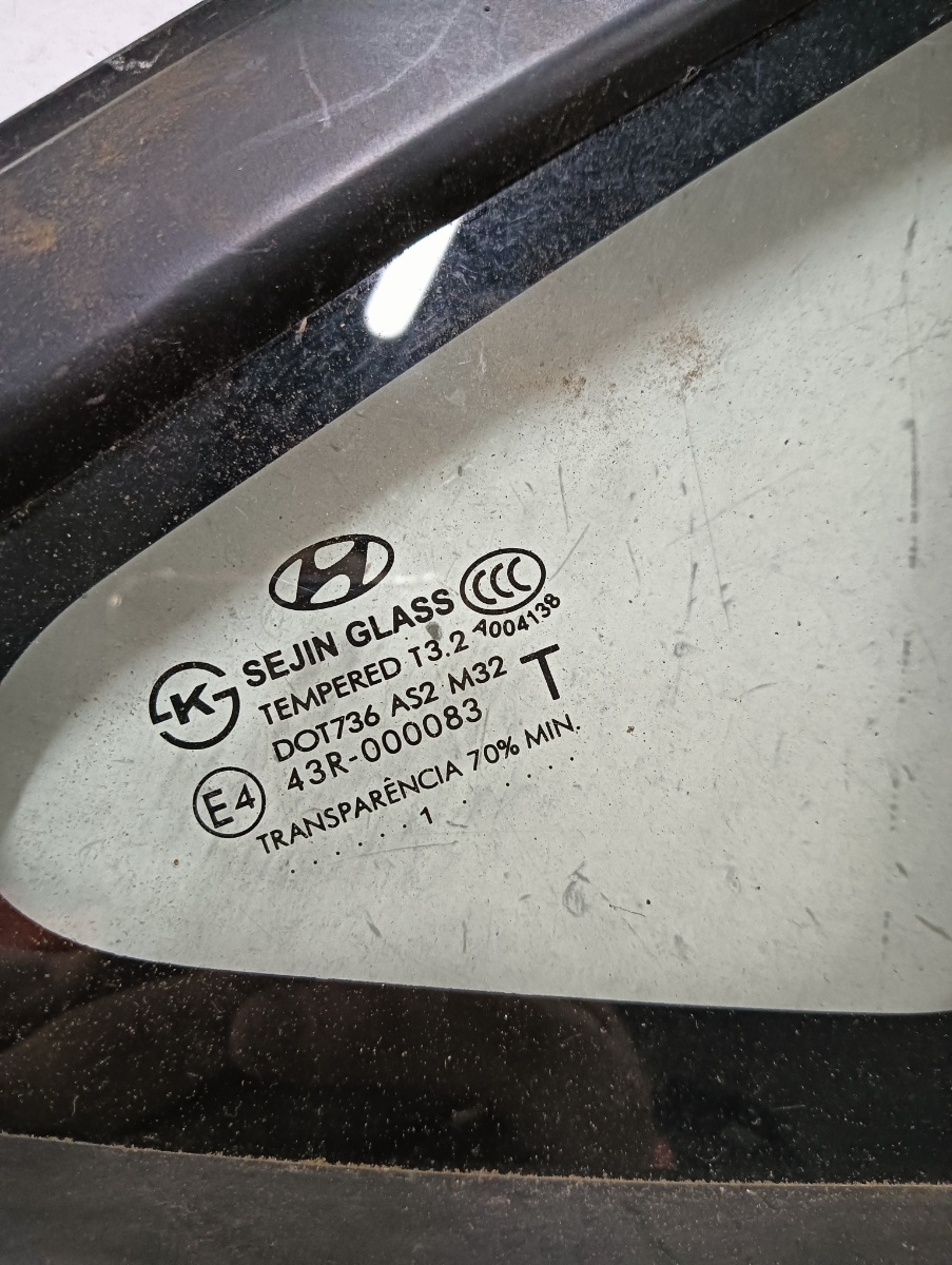Geam  dreapta spate HYUNDAI ix35 LM, EL, ELH 2009 - > – foto 2