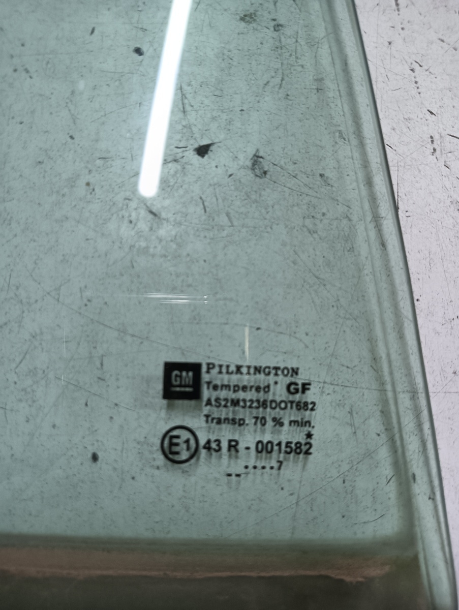 Geam  dreapta spate OPEL ASTRA H L48, A04 2004 - 2014 – foto 2