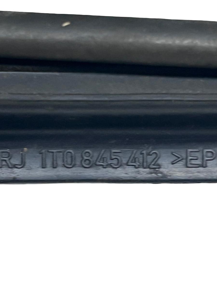 Geam fix dreapta fata VOLKSWAGEN TOURAN 1T1, 1T2 2003 - 2010 1T0845412 – foto 3