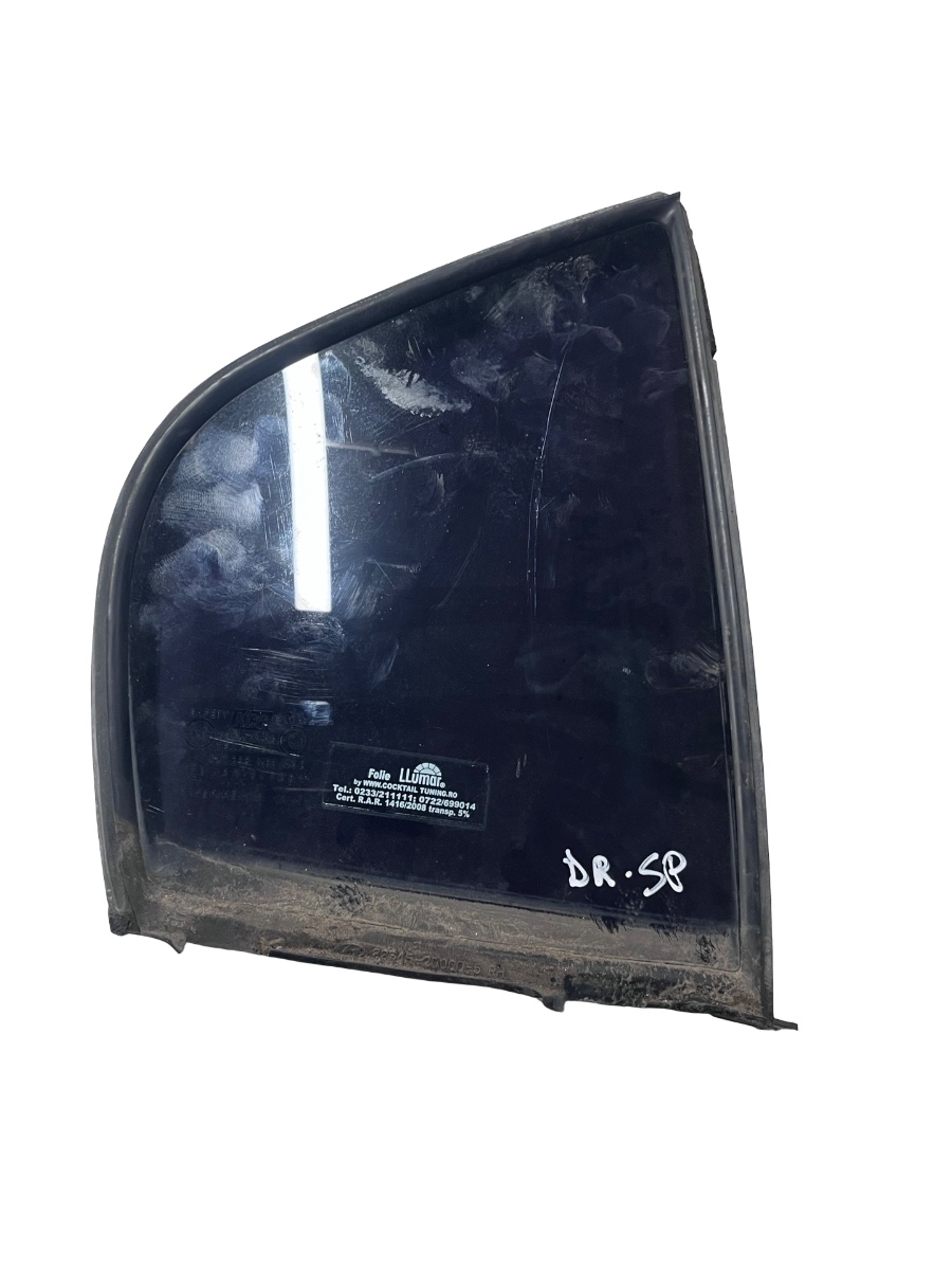Geam fix dreapta spate HYUNDAI ELANTRA Estate 1998 - 2002 – foto 2
